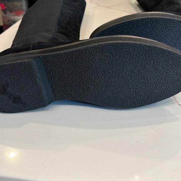 NWOT Donald Pliner Naala Riding Boots. Black size 6.5 M. Suede and Elastic sides - Picture 3 of 15